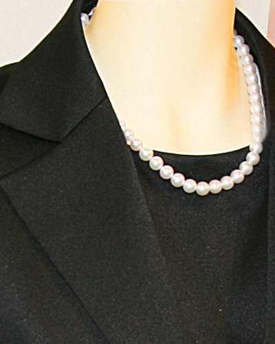 冠婚葬祭にパールジュエリーなぜ？